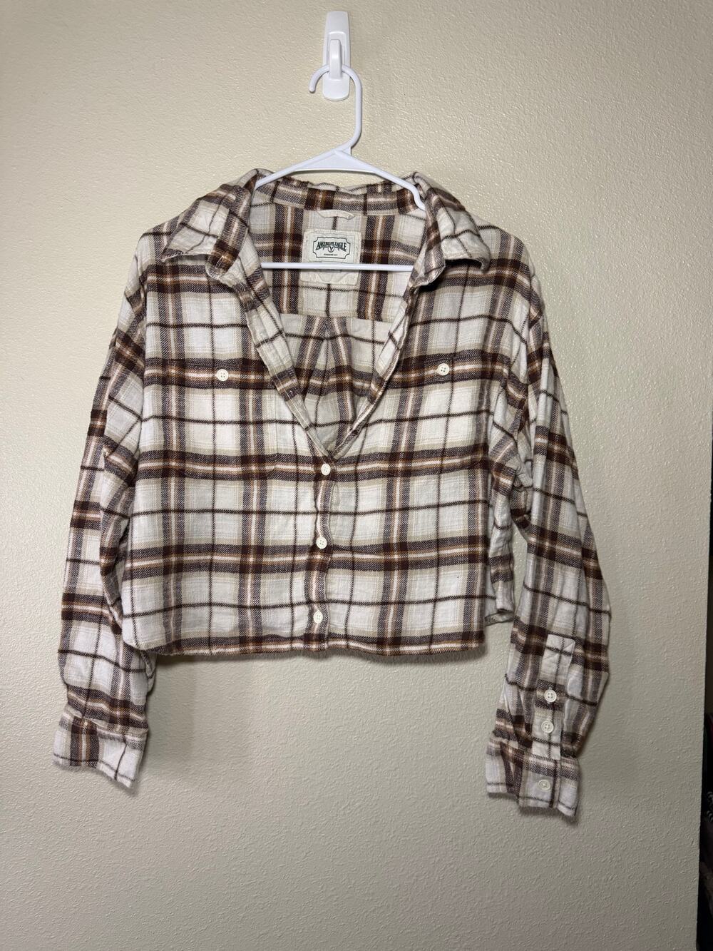 American Eagle Outfitters Cozy Cropped Flannel shirt Size M